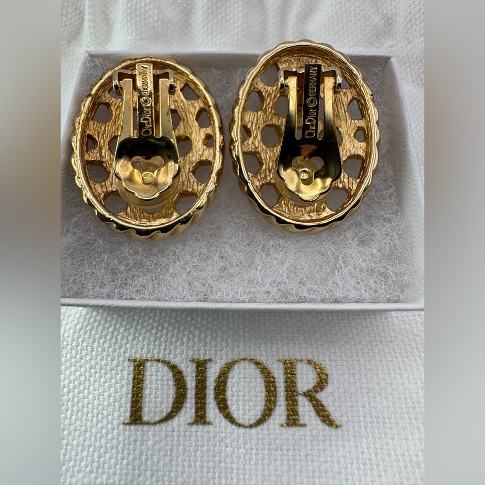 Christian Dior Basket Weave Earrings - Picture 2 of 16